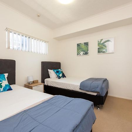 On The Beach Resort Bribie Island Woorim Экстерьер фото