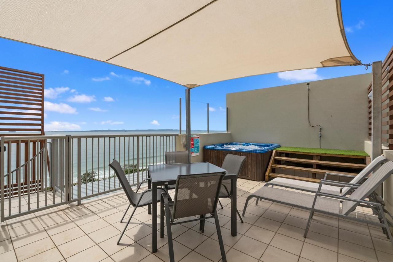 On The Beach Resort Bribie Island Woorim Экстерьер фото